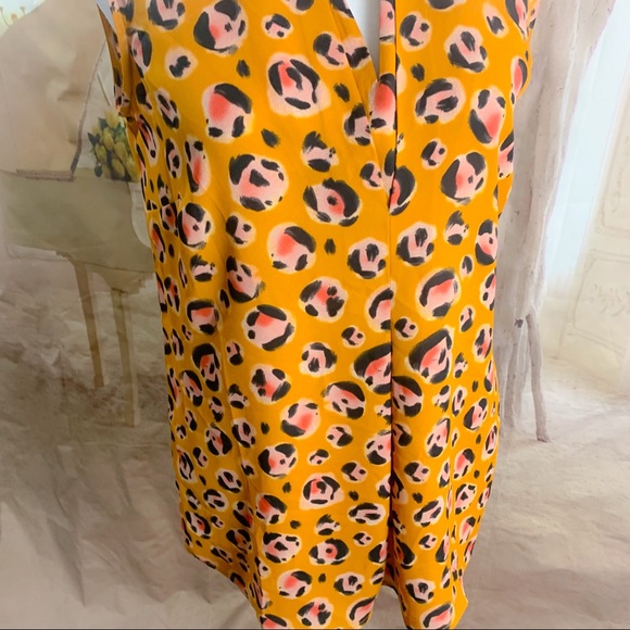 Cabi 3792 Prowl Leopard Print Blouse - Picture 5 of 11